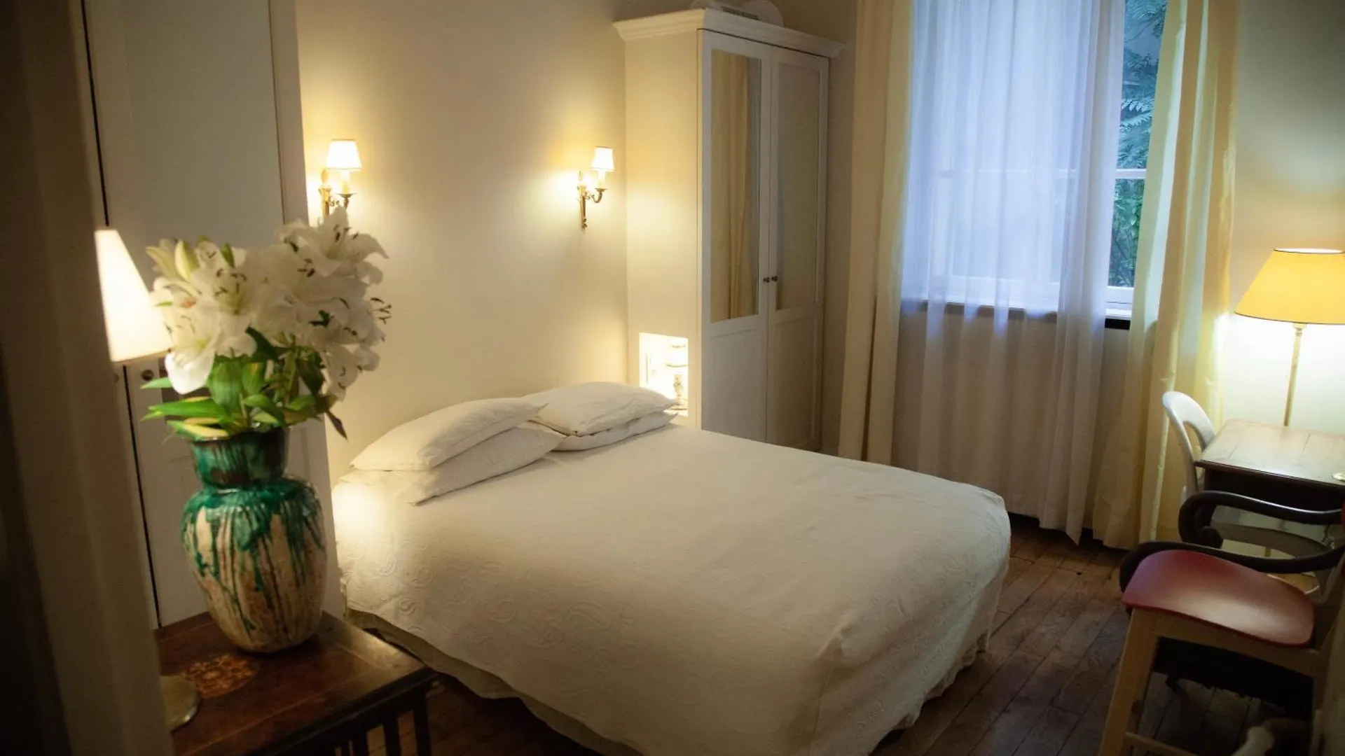 Arc De Triomphe Chic Room Paris 0*,  France
