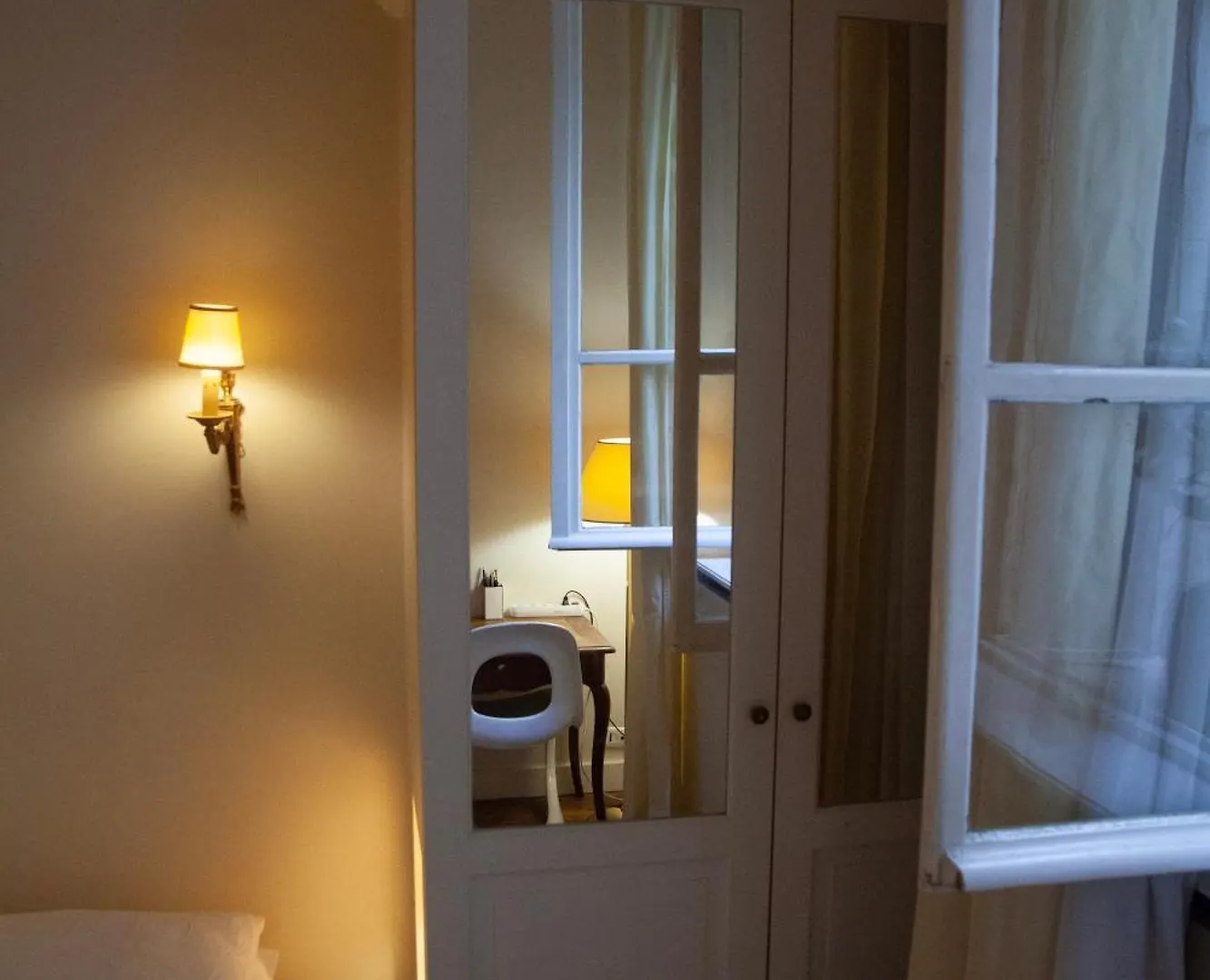 Arc De Triomphe Chic Room Paris 0*,