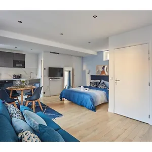  Apartment Porte Maillot Arc De Triomphe By Prestige